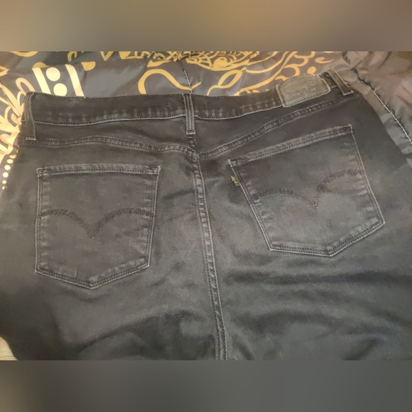 Levi's Blackout 32*32's - Picture 3 of 7